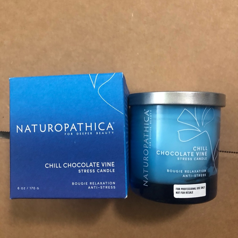 Naturopathica Chill Chocolate Vine Stress Candle